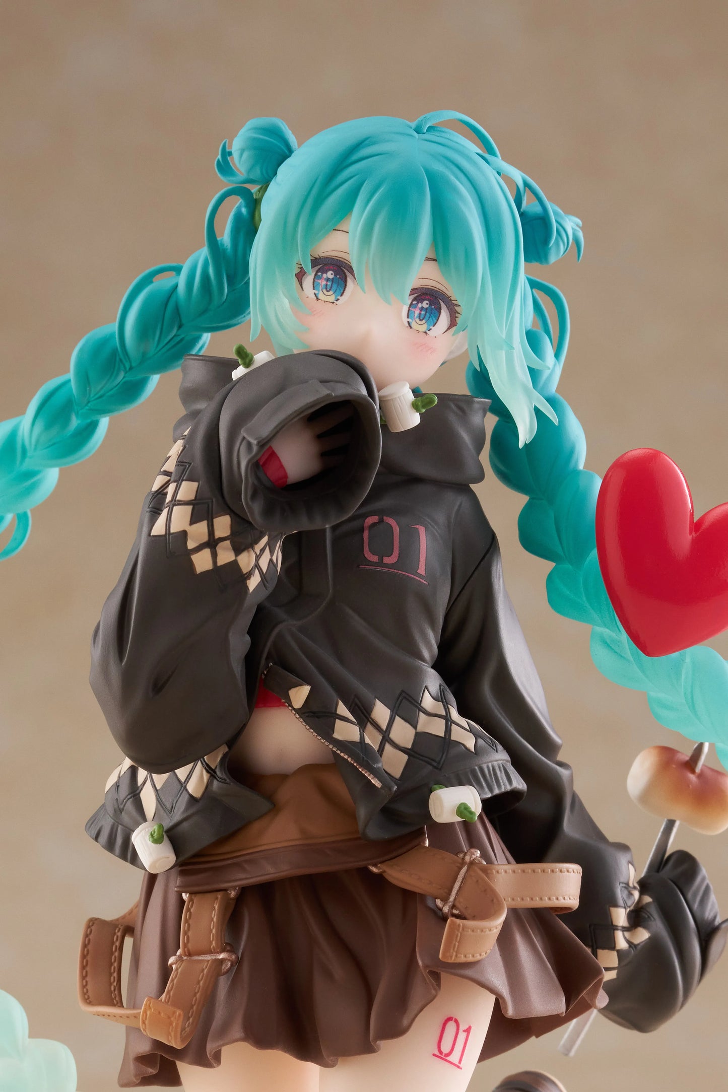 Fujima Ma - TAITO Hatsune Miku Outdoor fashion Figure - Detail View 2