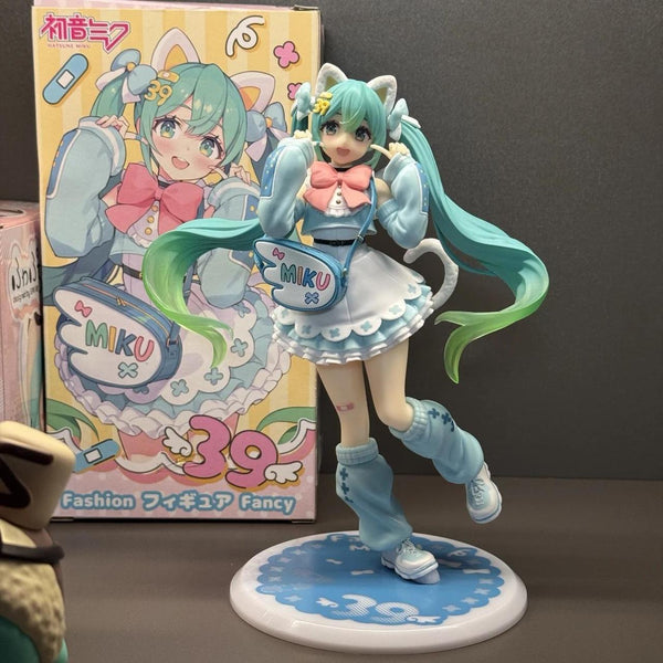 Fujima Ma - Fancy Miku Figure - Studio Archive Showcase