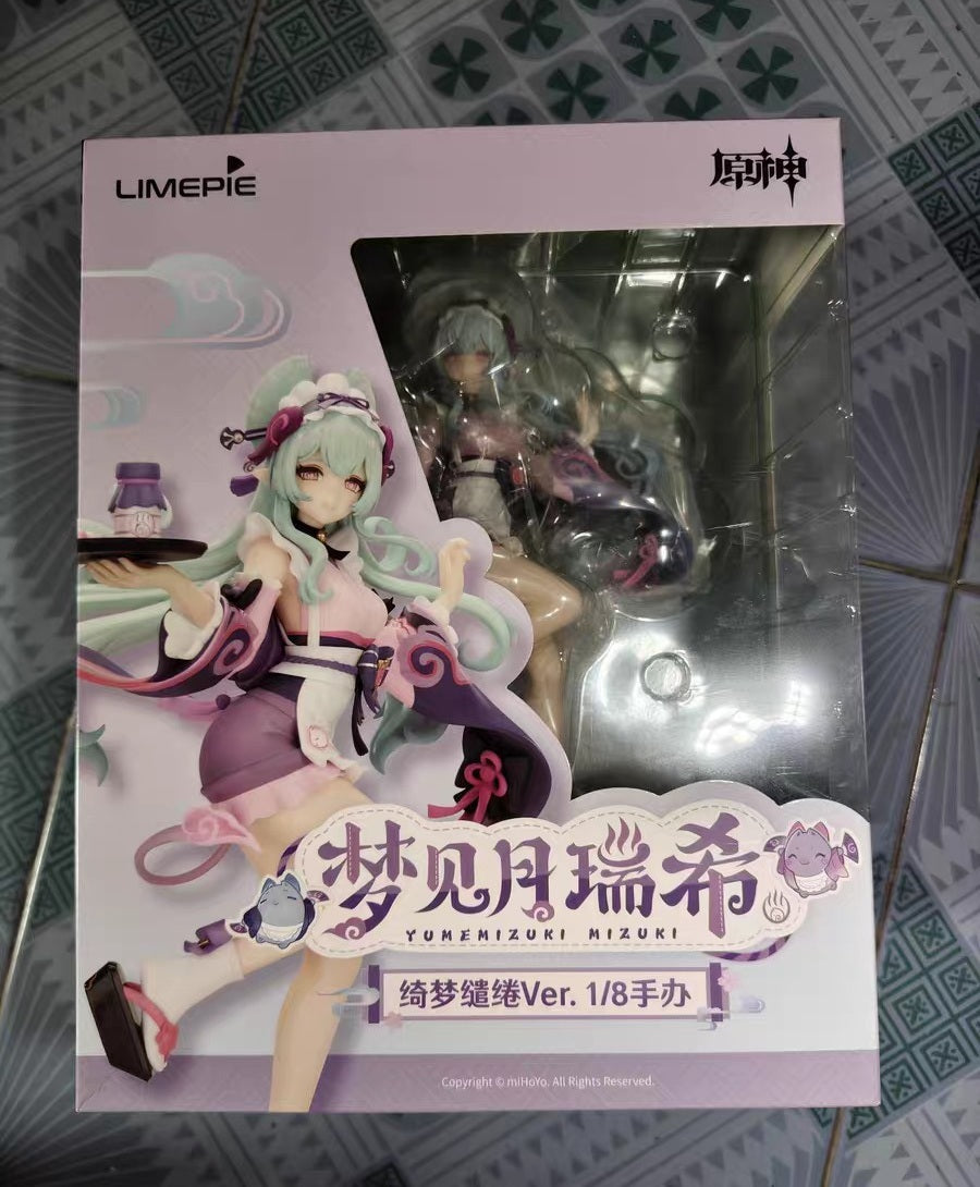 Mizuki figure inside the box