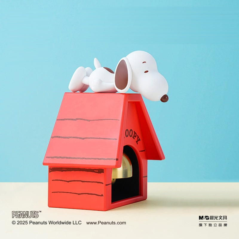 Snoopy magnetic doorbell, Snoopy resting on the doghouse roof